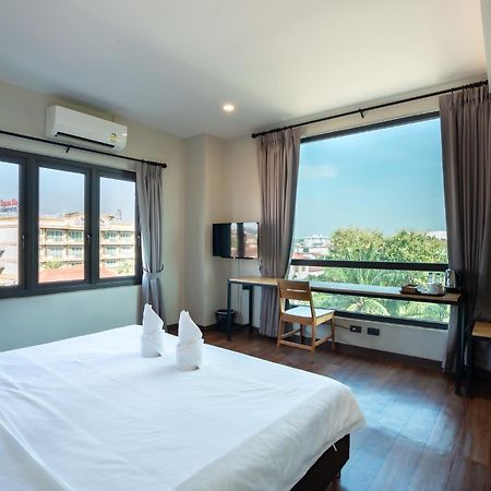 Siri Hotel Vientiane Esterno foto
