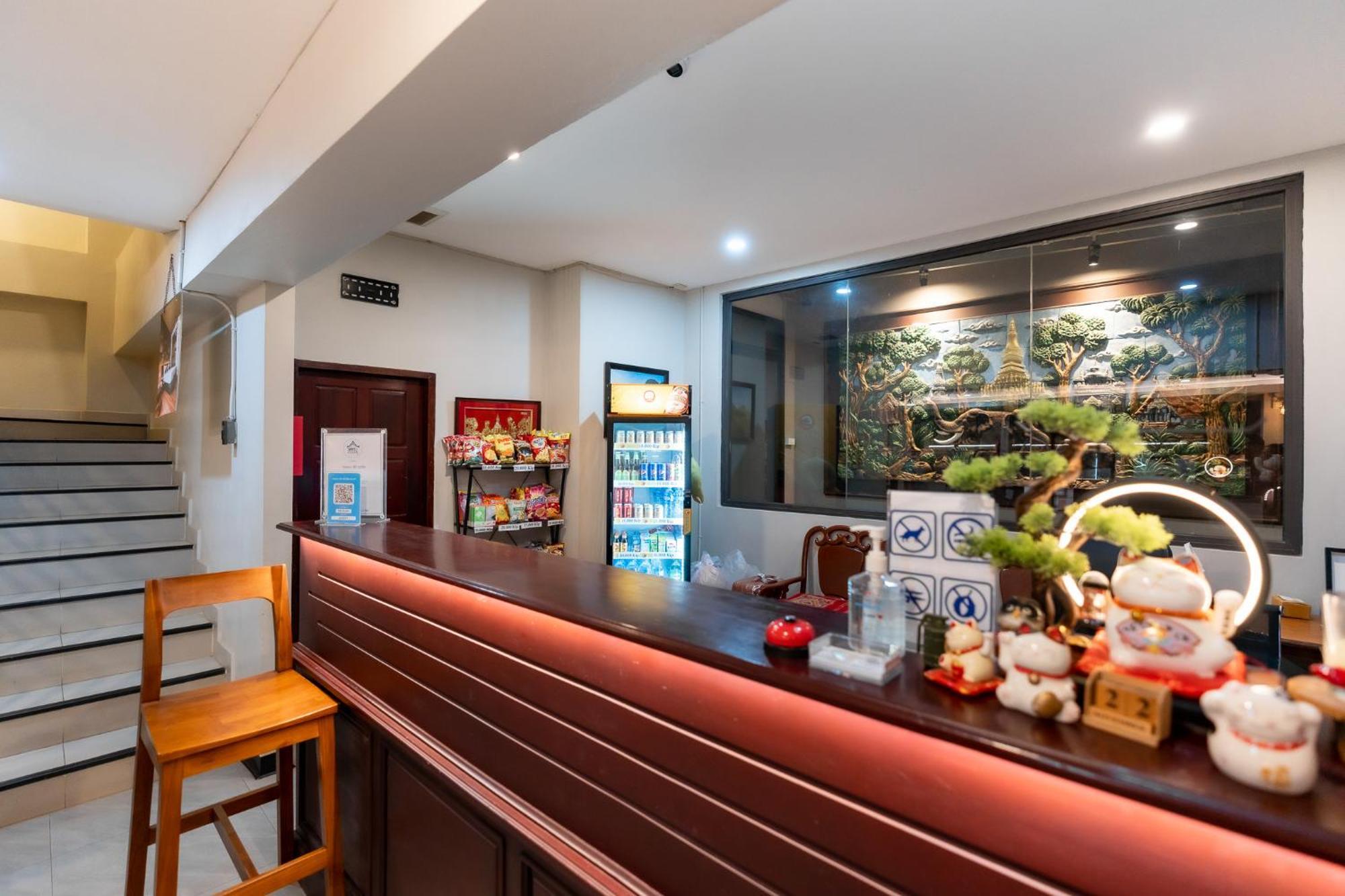 Siri Hotel Vientiane Esterno foto