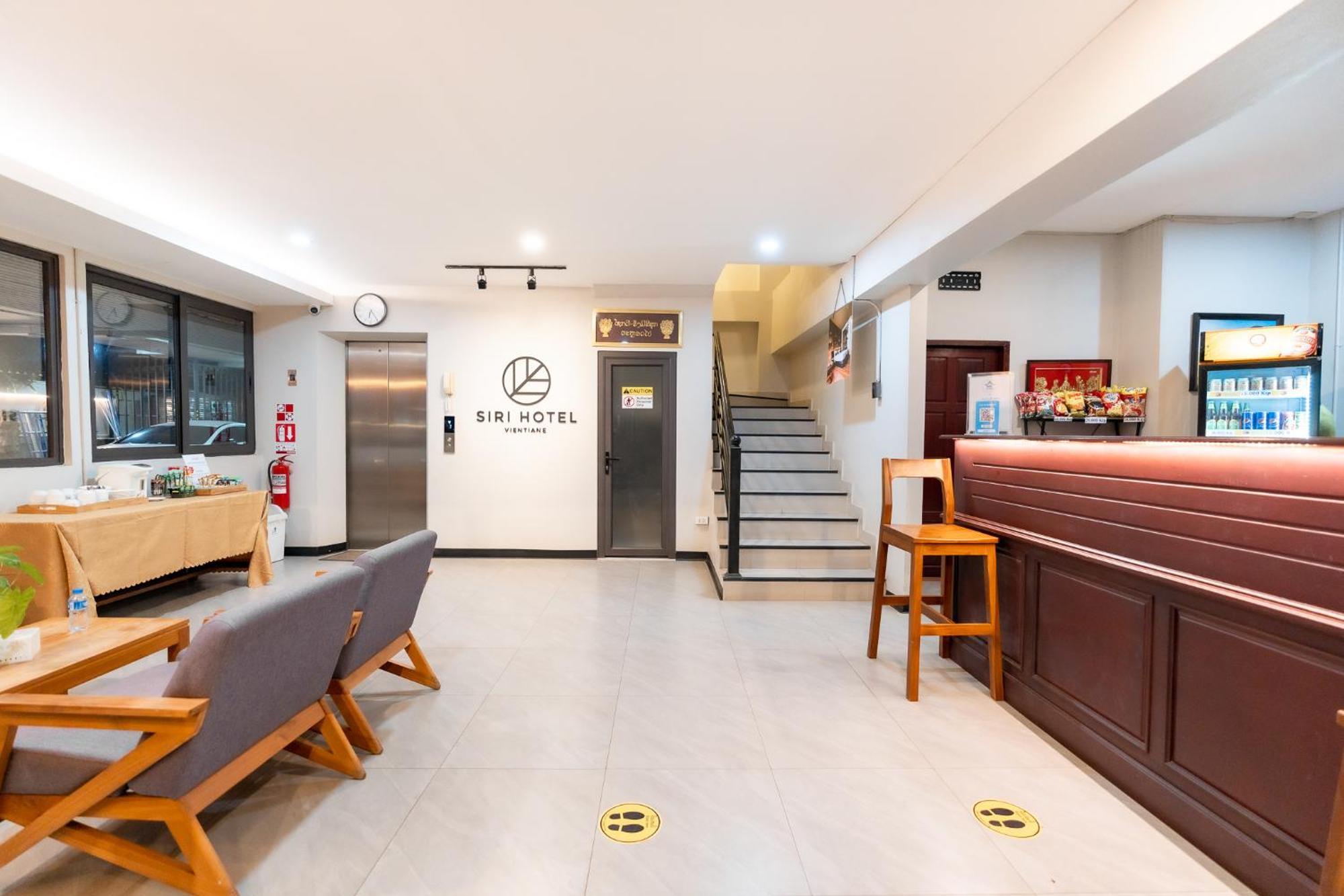 Siri Hotel Vientiane Esterno foto