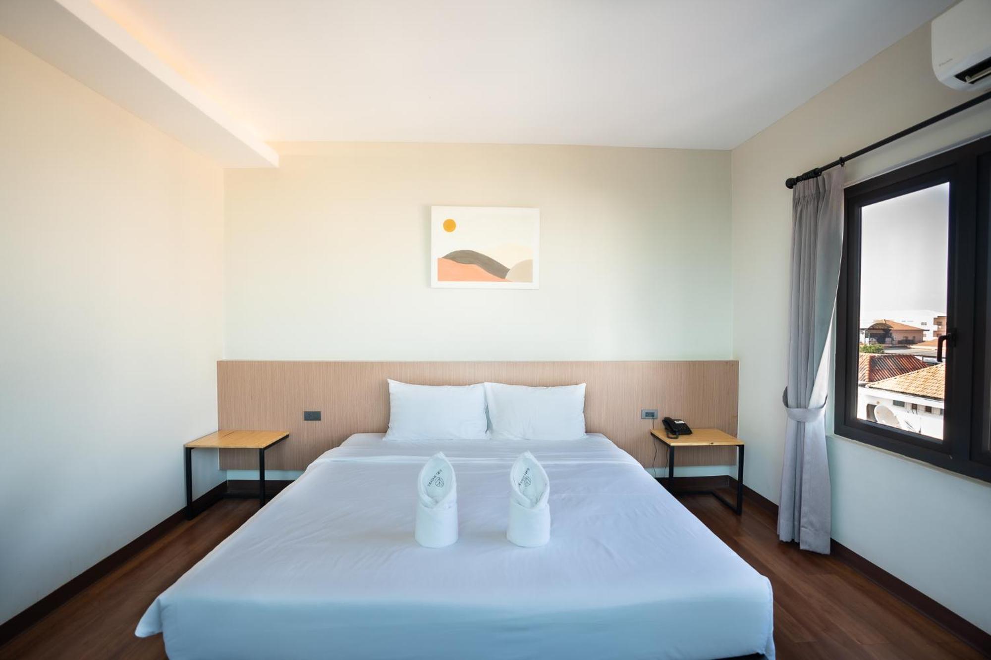 Siri Hotel Vientiane Esterno foto