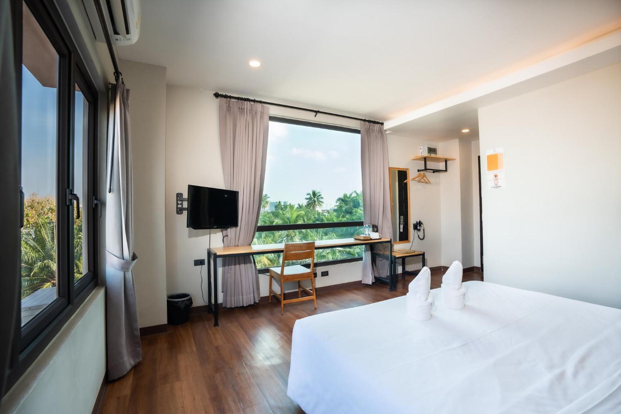 Siri Hotel Vientiane Esterno foto