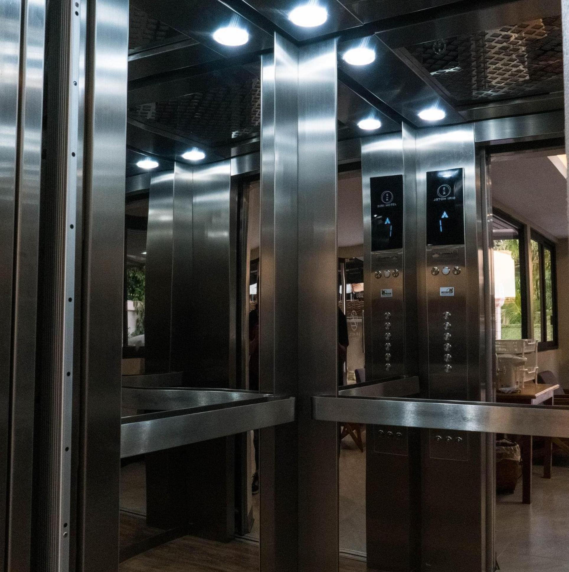 Siri Hotel Vientiane Esterno foto